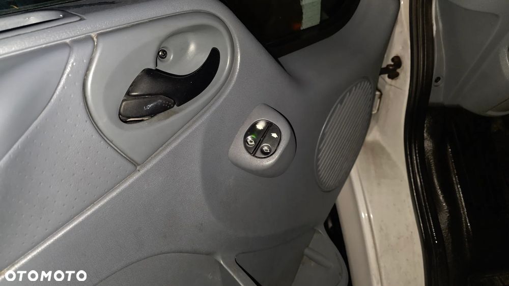Ford Transit - 29