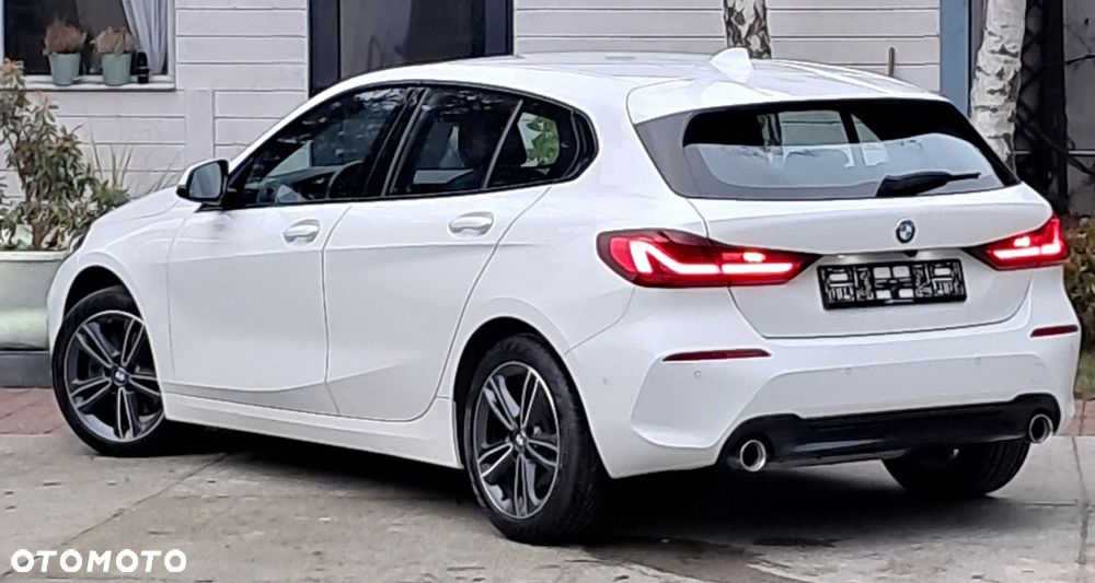BMW Seria 1 118d ColorVision Edition sport - 18