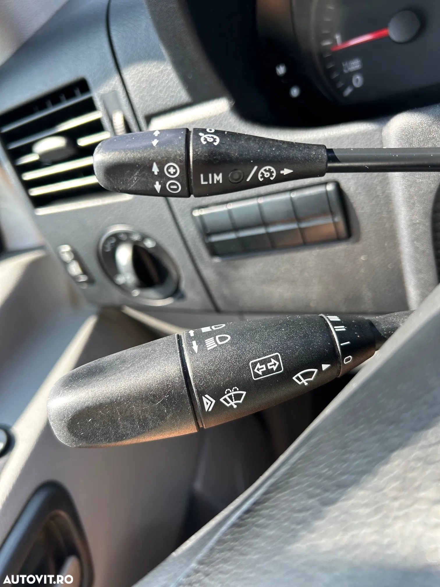 Volkswagen Crafter - 14