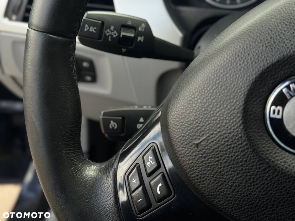 BMW Seria 3 320d - 27