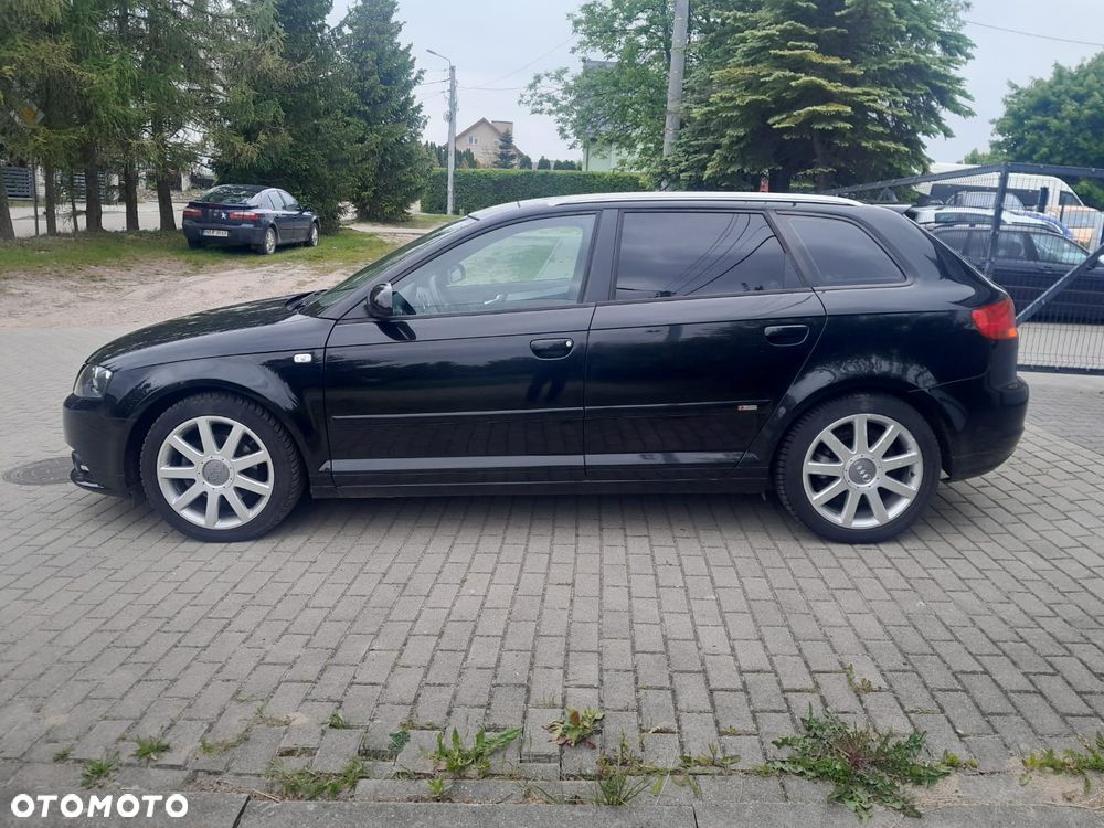 Audi A3 Sportback 2.0 TDI DPF S tronic S line Sportpaket - 2