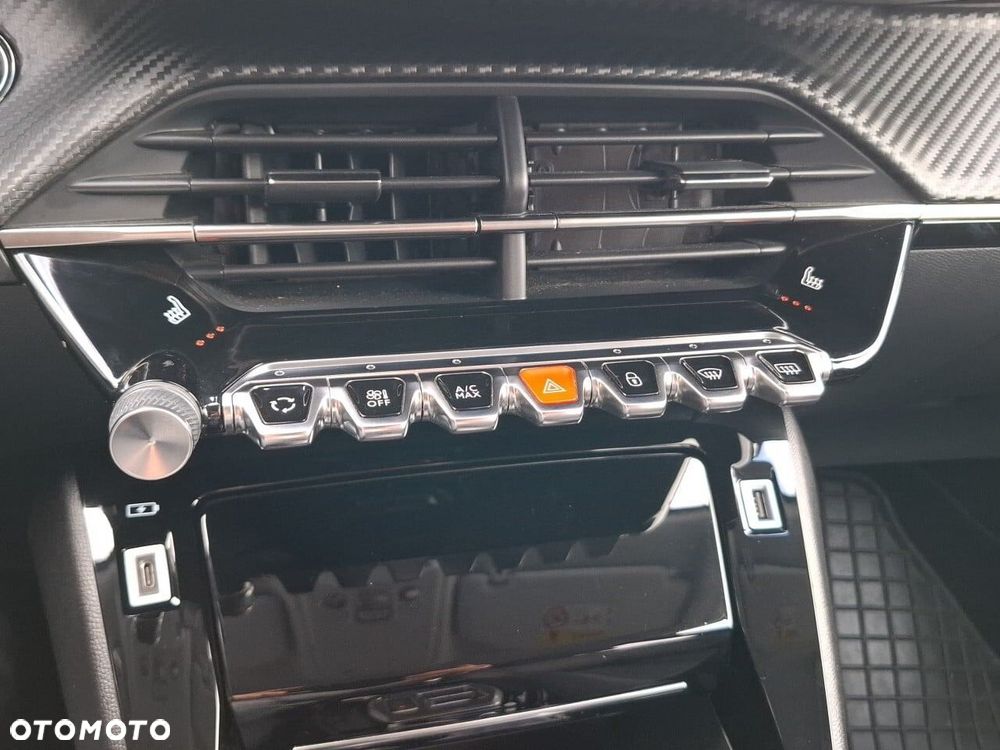Peugeot 2008 1.2 PureTech Allure S&S EAT8 - 24