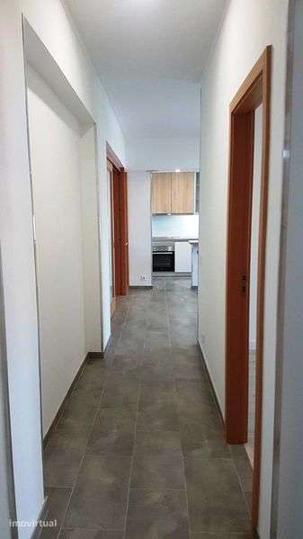 T2 junto ao hospital da Prelada Porto - Grande imagem: 5/12