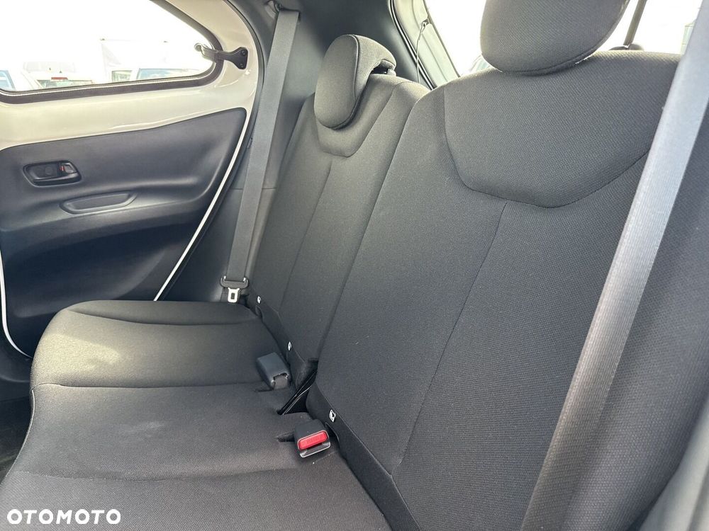 Toyota Aygo X - 16