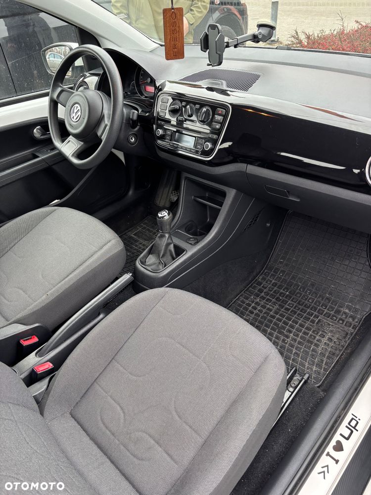 Volkswagen up! move - 11
