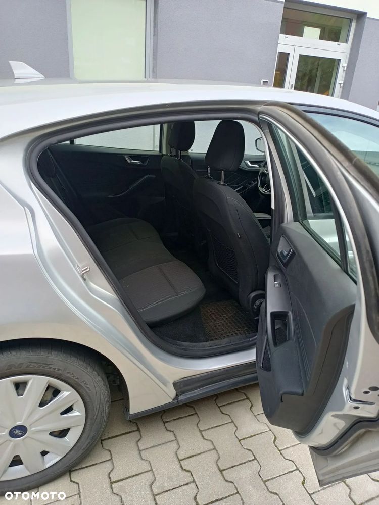 Ford Focus - 9