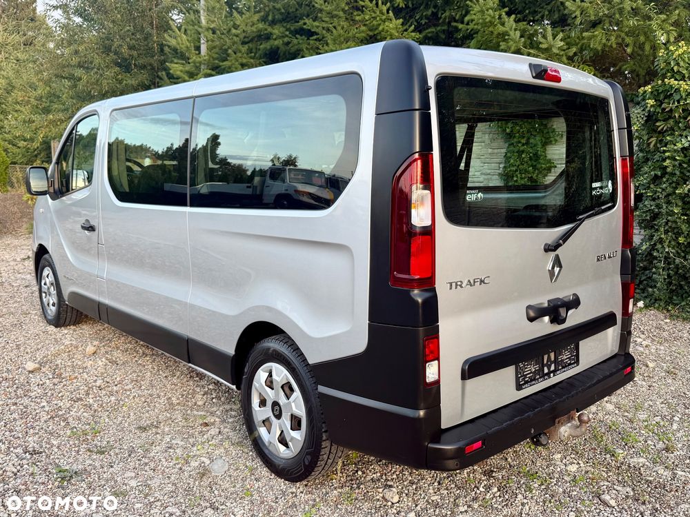 Renault Trafic - 16