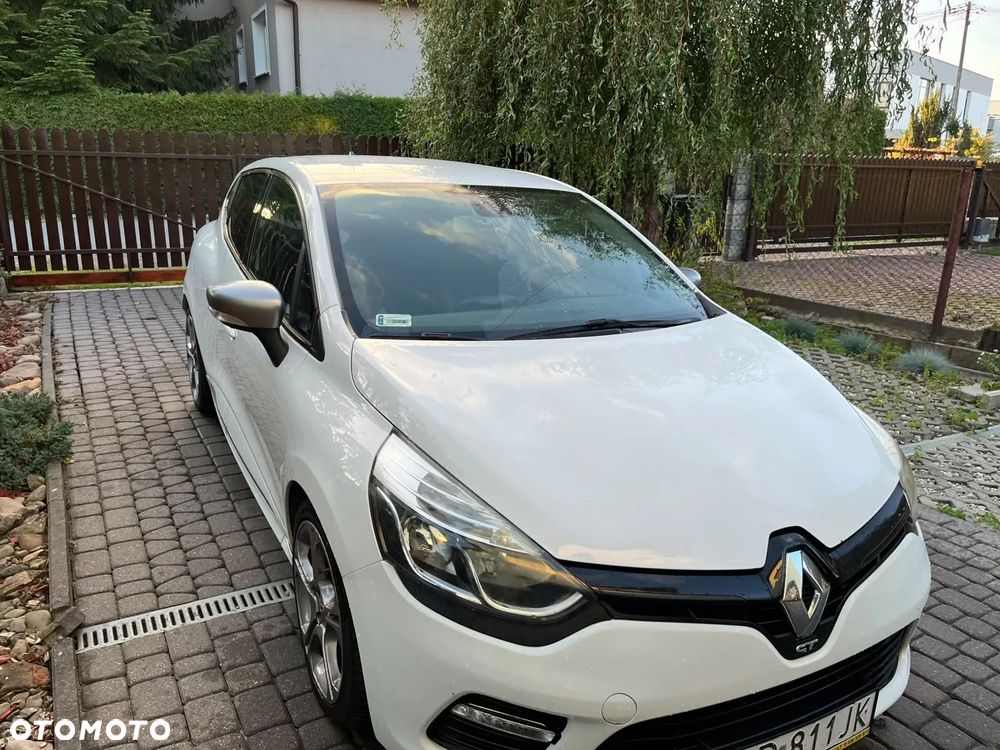 Renault Clio - 18
