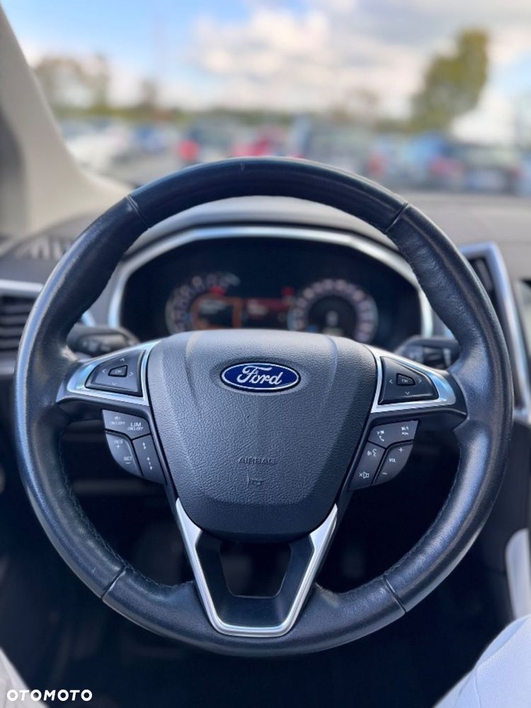 Ford Edge - 25
