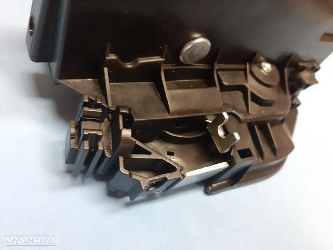 Fecho fechadura porta Bmw Série 3  E90 E91  de 2005-2012  NOVO - 5