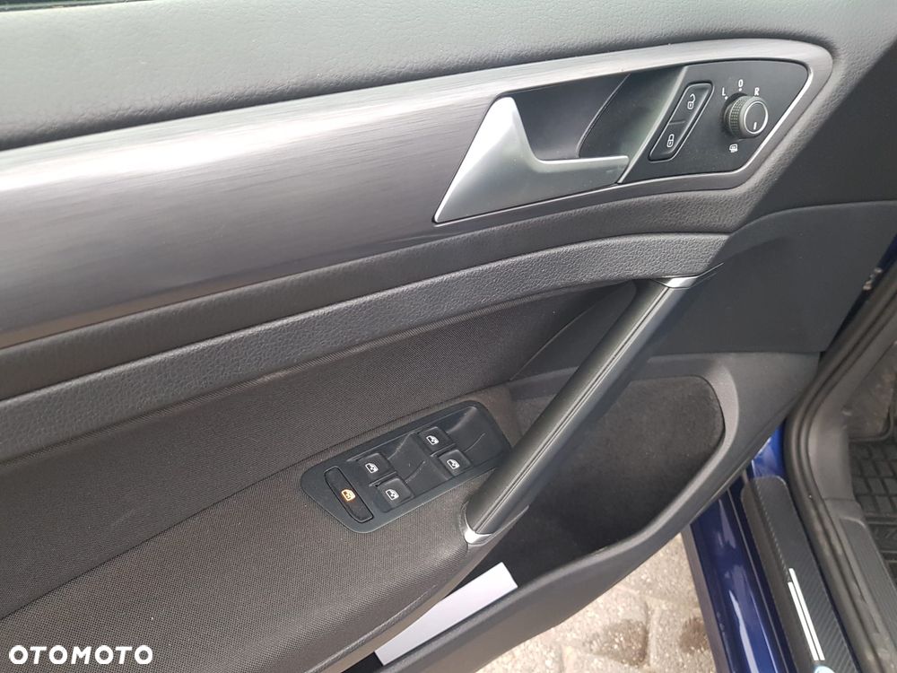 Volkswagen Golf 1.5 TSI BMT Evo Comfortline DSG - 5