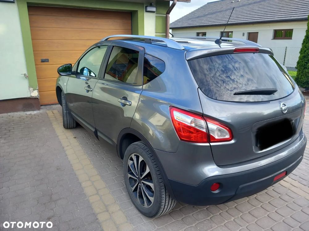 Nissan Qashqai - 11