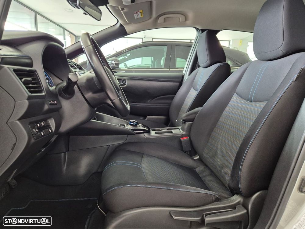 Nissan Leaf N-Connecta - 10