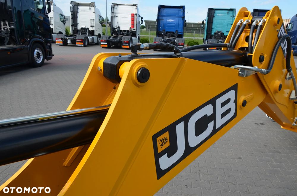 JCB 3CX PRO 2024-25r / SILNIK 4,8L 110km / DUAL DRIVE / 223 mth ! / KLIMA / SZYBKOZŁĄCZE / DWUKIERUNKOWA INSTALACJA / POWERSLIDE / SKARPÓWKA UCHYLNA / 20" - 6