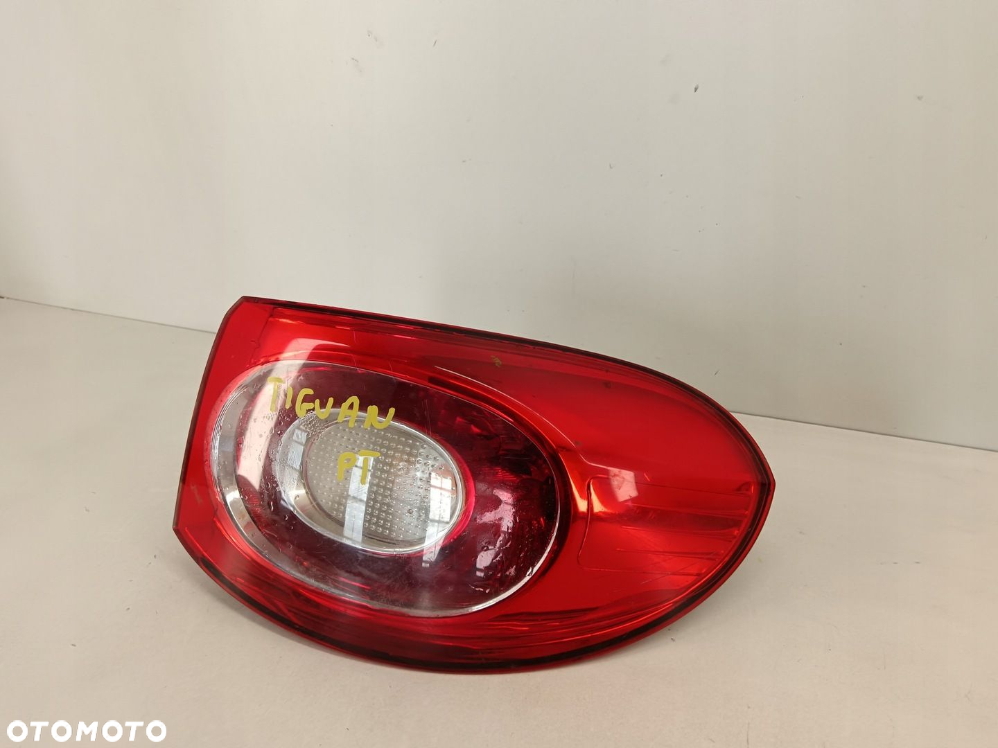 LAMPA PRAWA TYLNA VW TIGUAN I 07-13 - 2