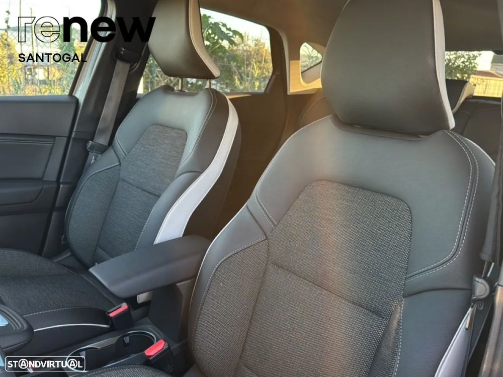 Renault Captur 1.6 E-Tech Intens - 24