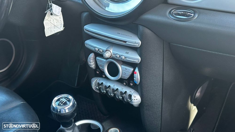 MINI 3 Portas Cooper D - 10