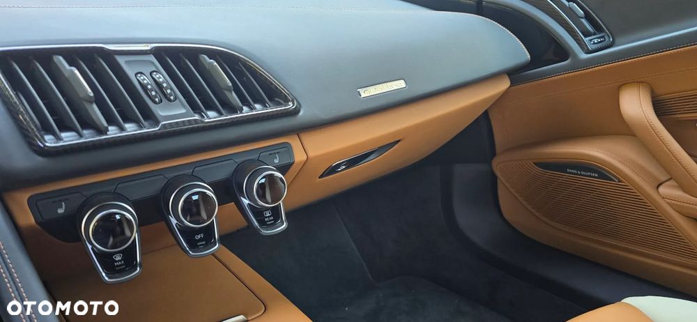 Audi R8 Coupé V10 Quattro Performance - 15