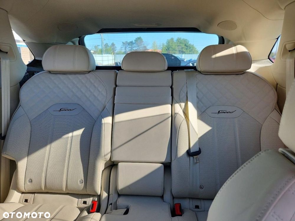 Bentley Bentayga - 9