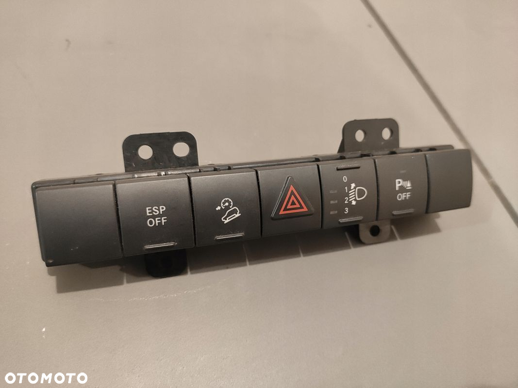 JEEP CHEROKEE LIBERTY KK PRZYCISK ŚWIATEŁ AWARYJNYCH PANEL PRZYCISKÓW - 8