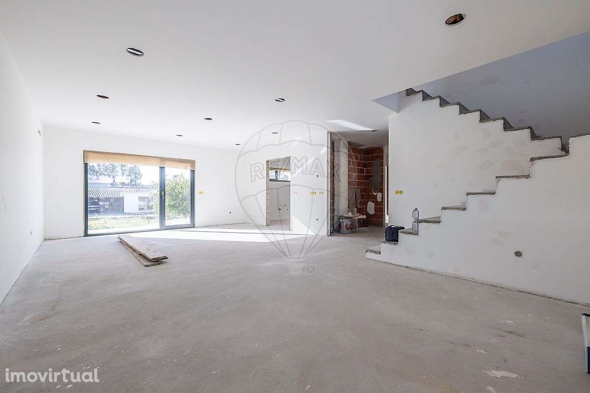 Moradia T4 para venda - Grande imagem: 4/23