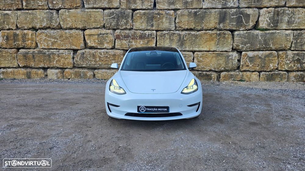Tesla Model 3 - 5