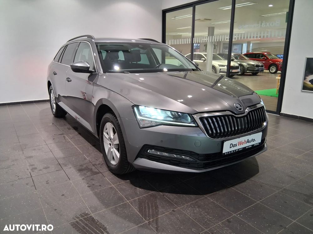 Skoda Superb 2.0 TDI DSG Ambition - 8