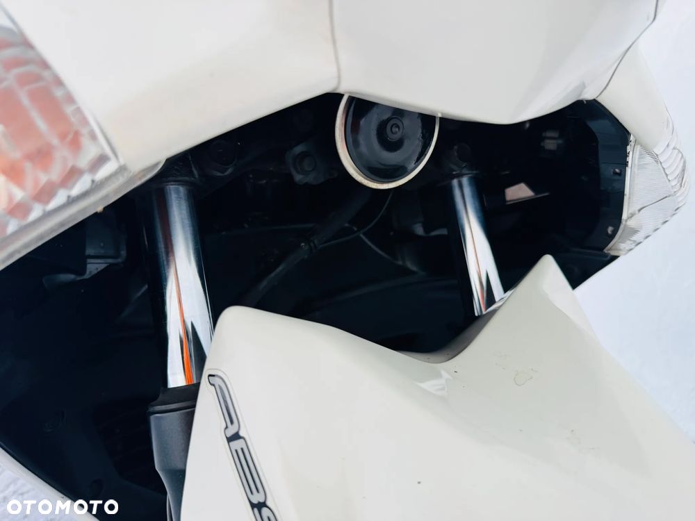 Yamaha NMAX - 14