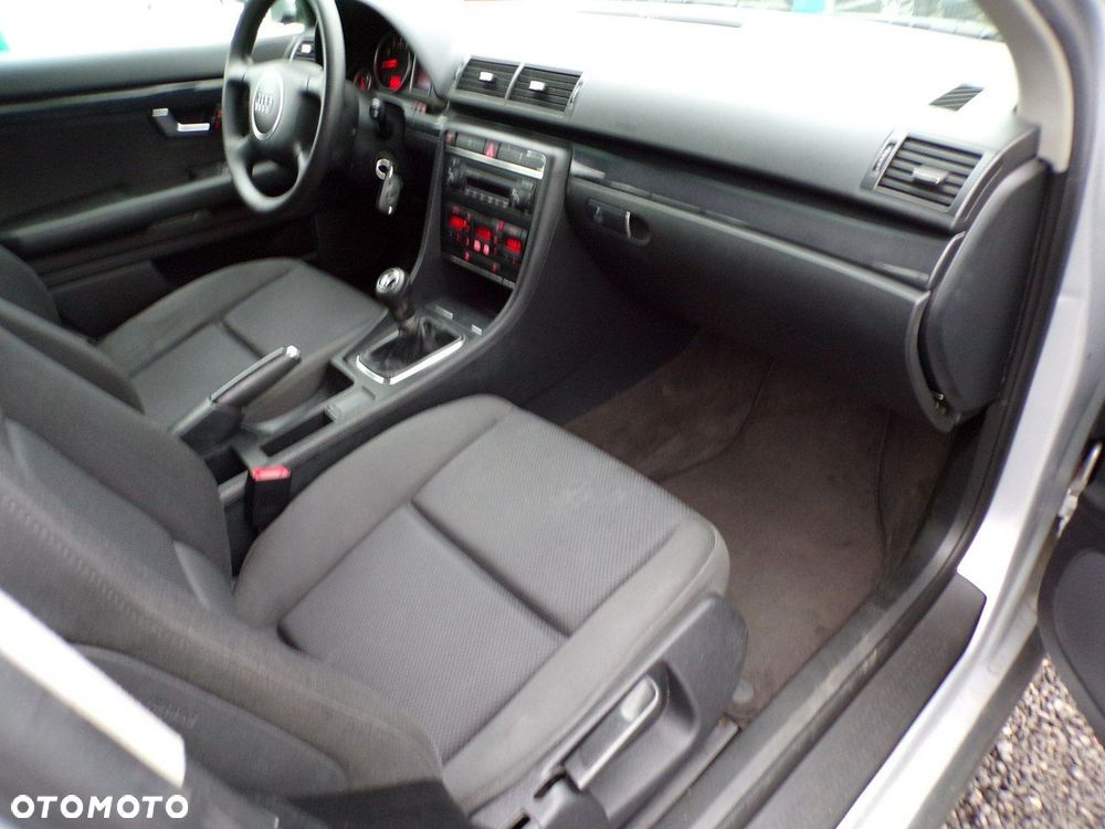 Audi A4 Avant - 22