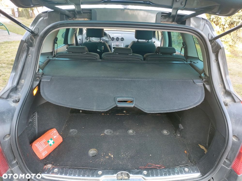 Peugeot 308 1.6 HDi Premium - 14