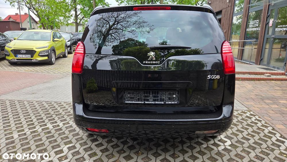 Peugeot 5008 HDI 150 Allure - 12