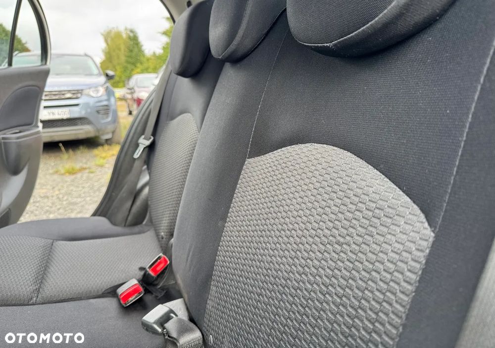 Nissan Micra - 21