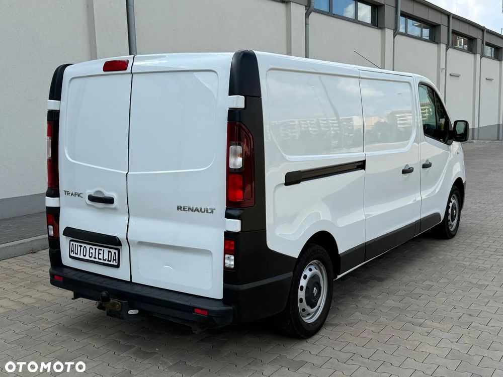 Renault Trafic - 13