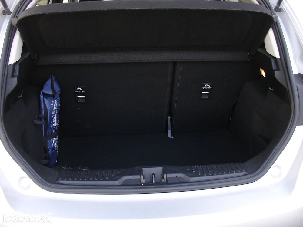 Ford Fiesta 1.0 EcoBoost Titanium - 25
