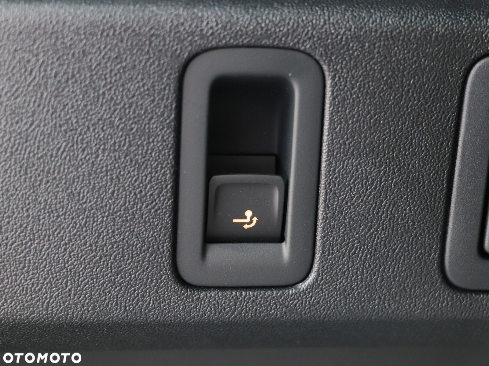 Volkswagen Tiguan - 25