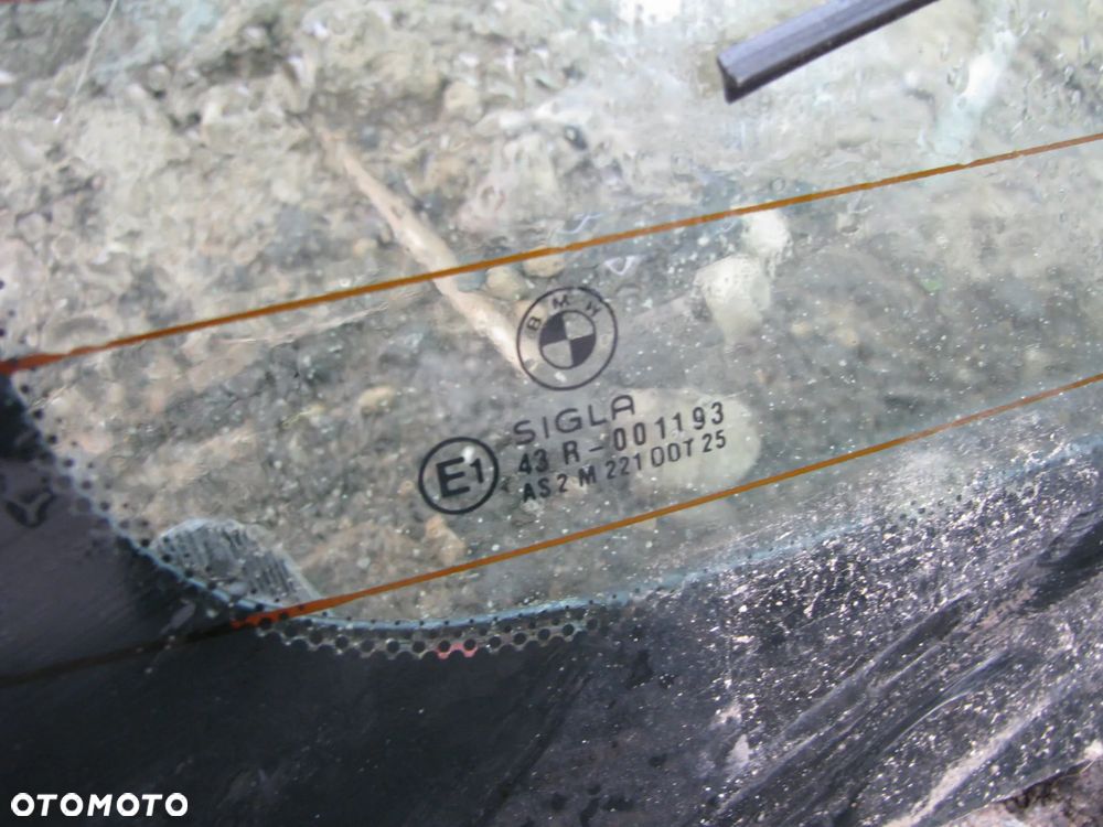 Szyba Klapy Bagażnika tył tylna BMW E39 TOURING - 5