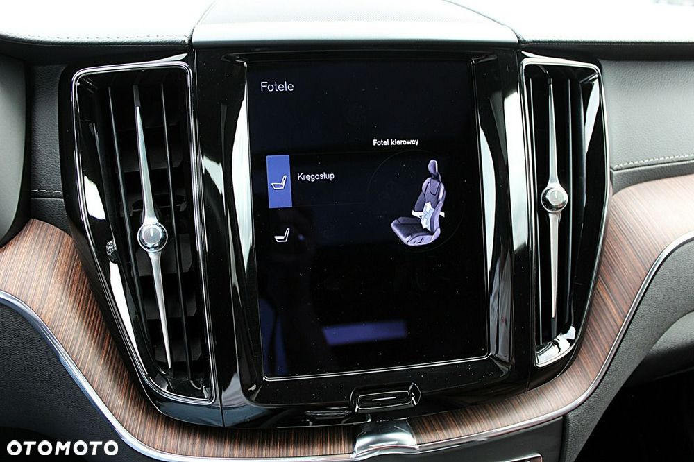 Volvo XC 60 B5 D AWD Geartronic Inscription - 37