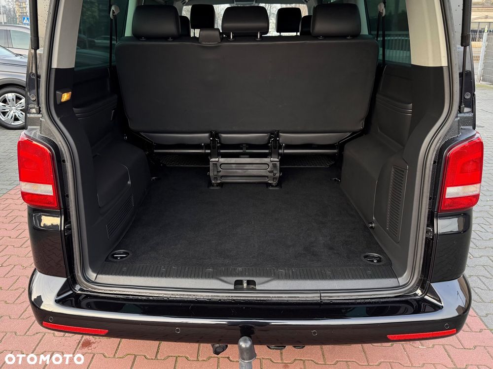 Volkswagen Caravelle - 30