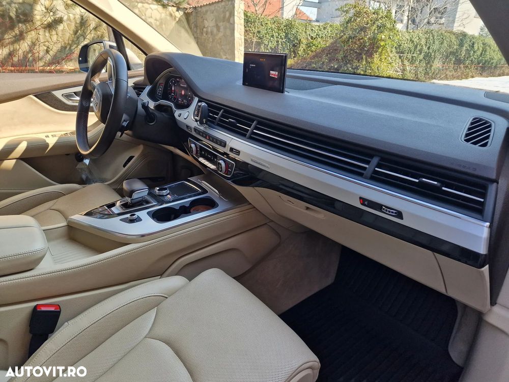 Audi Q7 3.0 50 TDI quattro Tiptronic MHEV S Line - 16