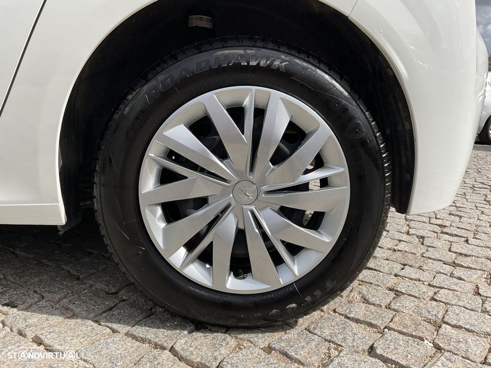 Peugeot 208 1.2 PureTech Active - 16