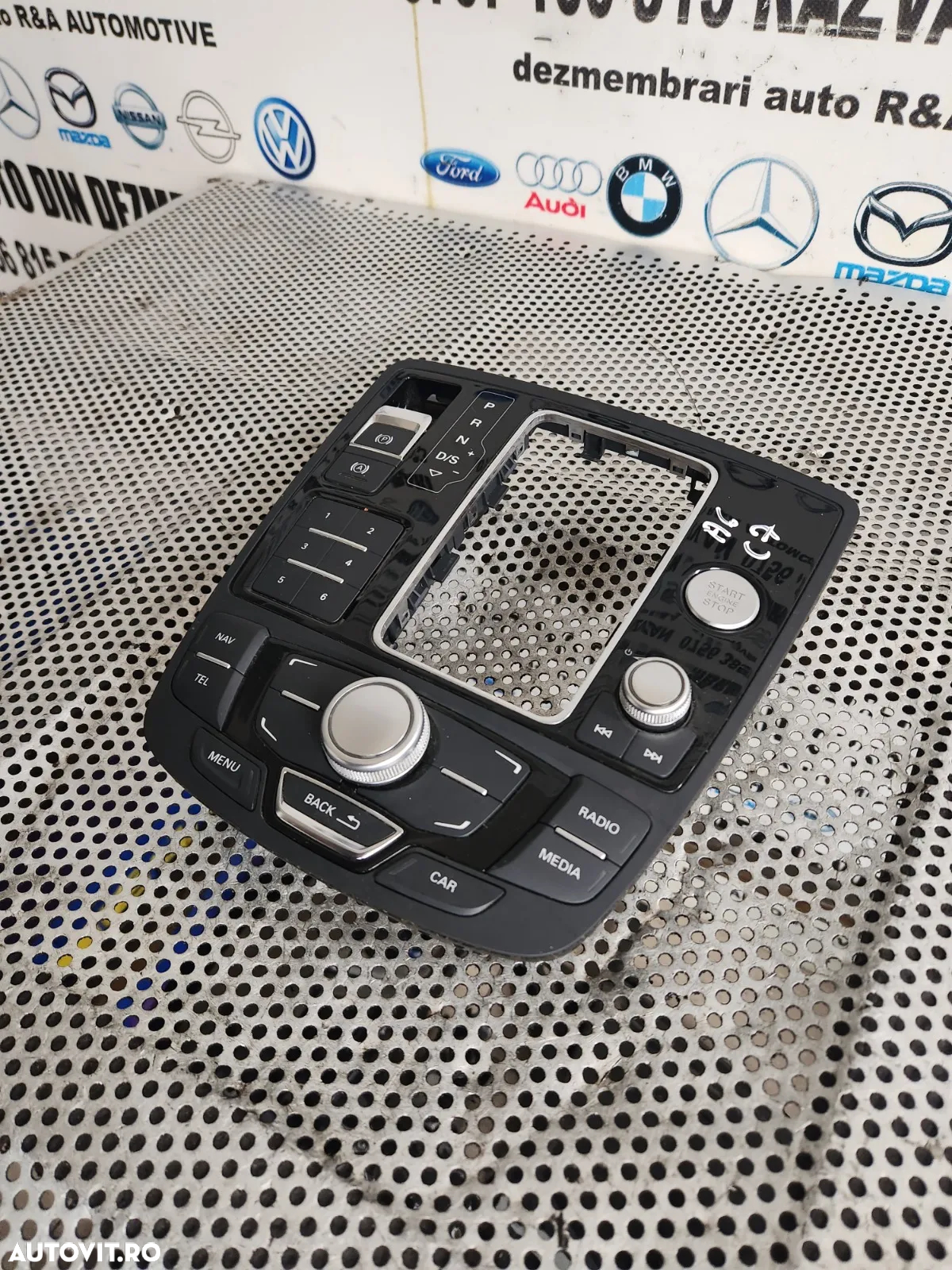 Consola MMI 3G+ Audi A6 4G C7 An 2012-2013-2014-2015-2016-2017-2018 Volan Stanga Cod 4G1919610B - Dezmembrari Arad - 2