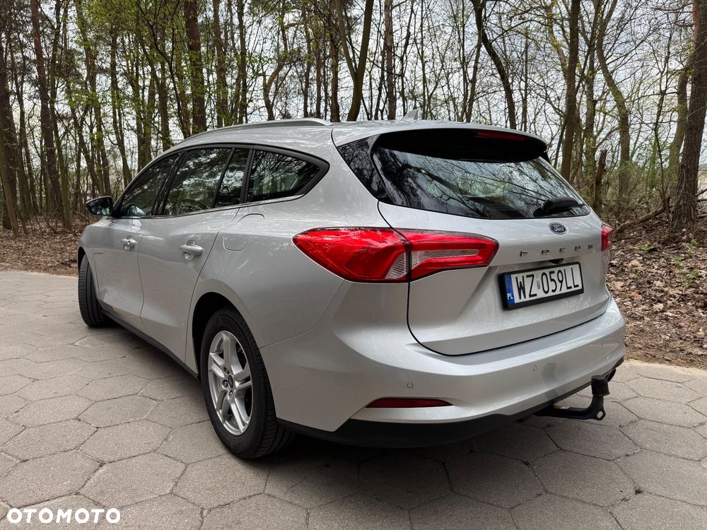 Ford Focus 1.5 EcoBlue Start-Stopp-System COOL&CONNECT - 4