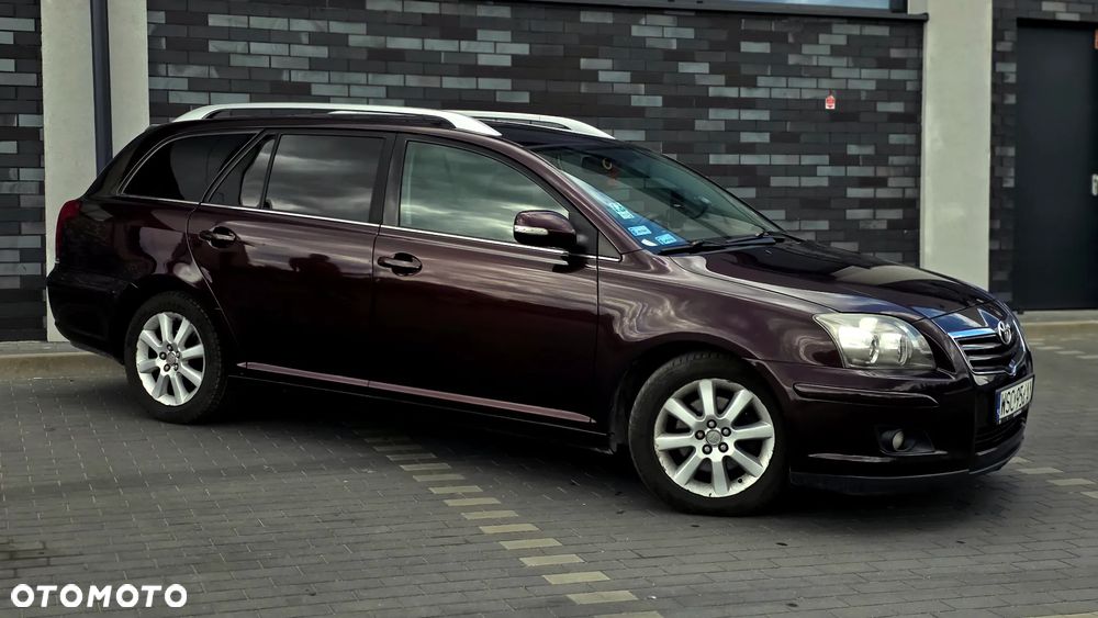 Toyota Avensis 2.0 D-4D Sol Premium - 6