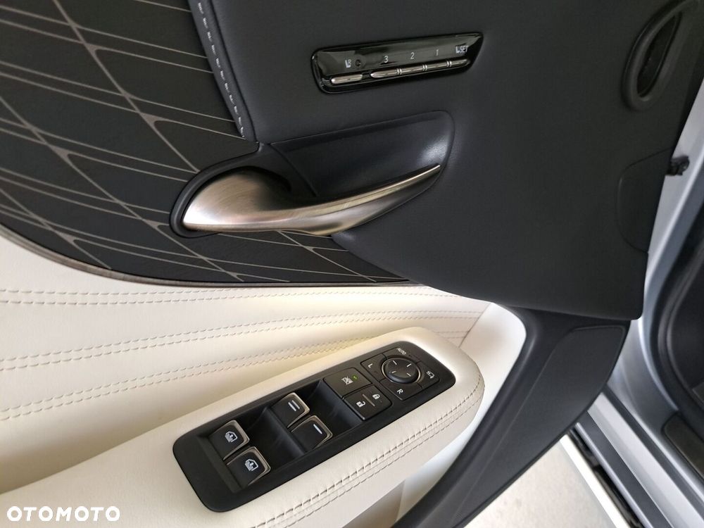 Lexus LS 500h Omotenashi AWD - 39