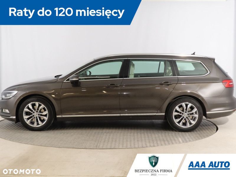 Volkswagen Passat Variant - 4