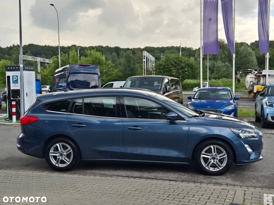 Ford Focus - 8