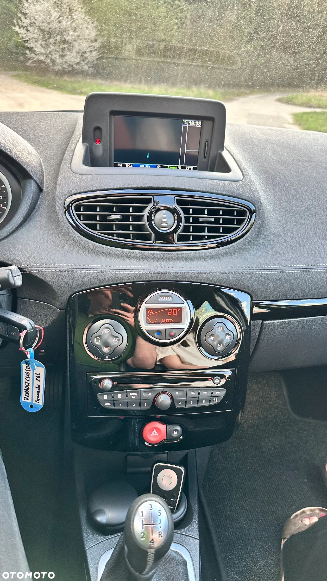 Renault Clio - 11