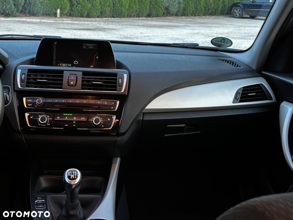BMW Seria 1 118d Advantage - 14