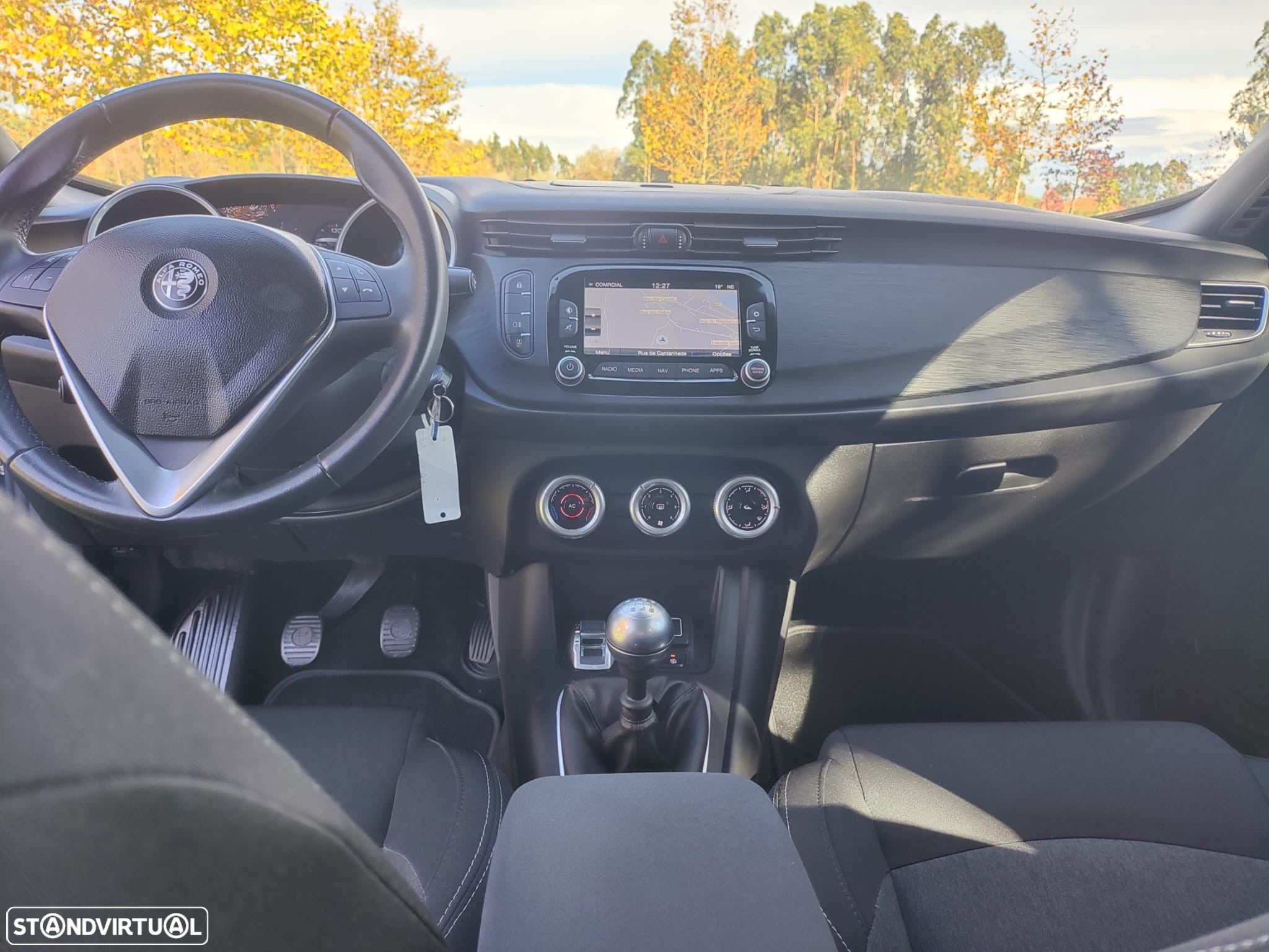 Alfa Romeo Giulietta 1.6 JTDm Distinctive 57X - 23
