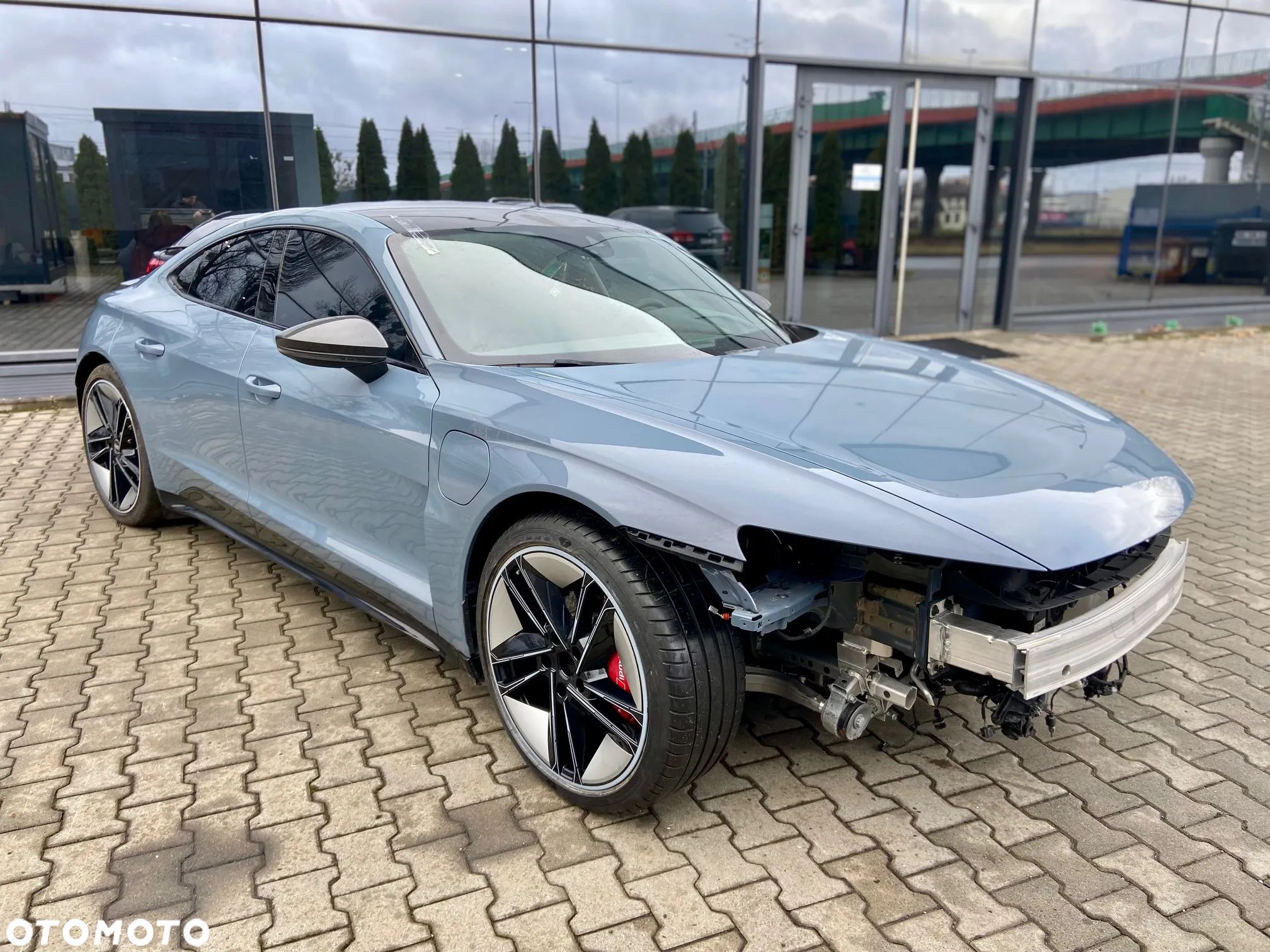 Audi e-tron GT - 1